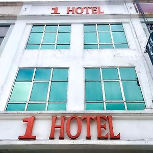 1 Hotel Taman Connaught